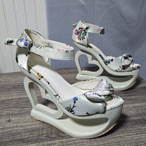 Show Story Elegant Floral Print Bow Ankle Strap Heart Heel Wedge - Size 8 - Worn